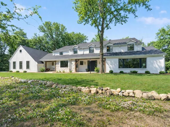 10525 North Fairway LANE, Mequon, WI 53092