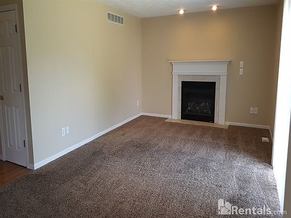 2nd image of 8541 Essex Orchard Sta