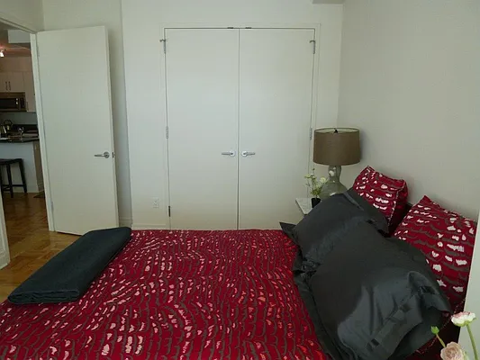 Rented by Carnegie Hill Place | media 7