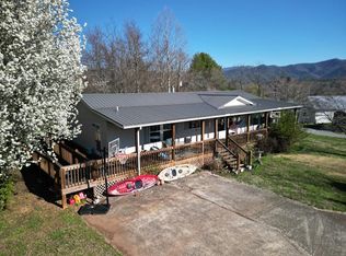 101 Sullivan St, Hayesville, NC 28904