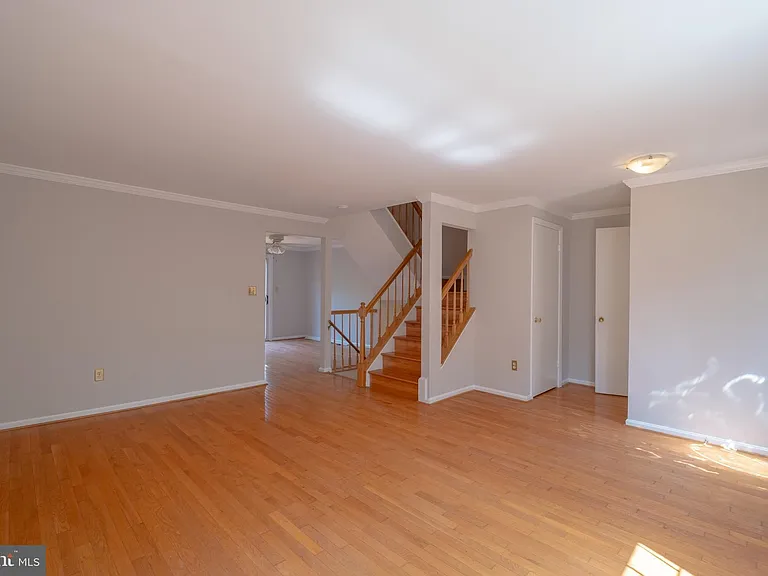 10611 Prairie Landing Ter — Photo 8