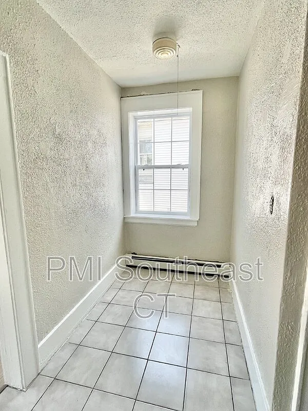 1 bed, 1.0 bath, 675 sqft, $1,175 — Photo 3