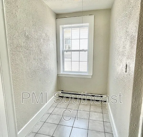 92 Truman St #2 — Photo 3