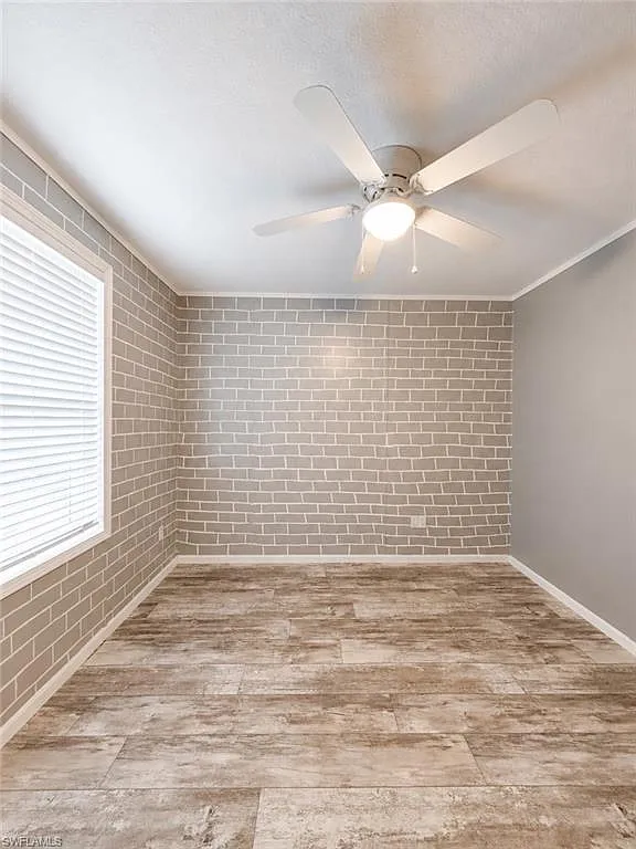 3 bed, 2.0 bath, 1173 sqft, $1,700 — Photo 4