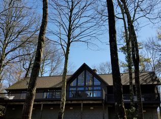881 Flat Mountain Estates Rd, Highlands, NC 28741