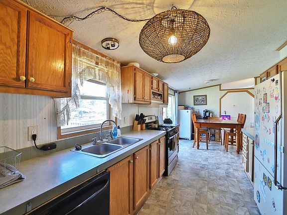4th image of 6514 Estate Dr