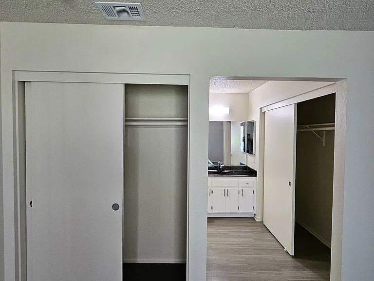 Summerwind Apartments — Photo 49