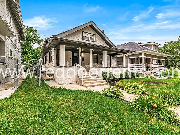 3146 Broadway St — Photo 34