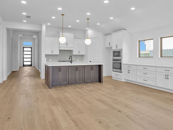 2nd image of 31411 Meadow Grove Ct
