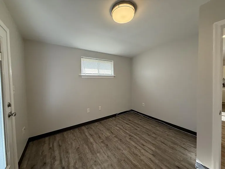 6189 Northwood Dr #2 — Photo 17