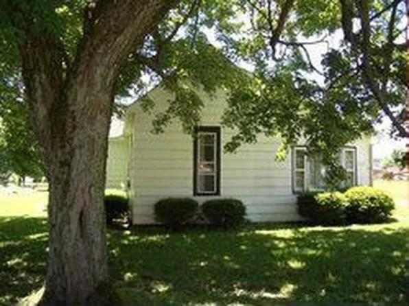 107 E State St, New Ross, IN 47968