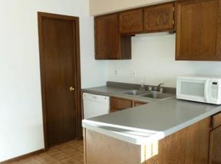 14004 Park Ave S, Burnsville, MN 55337