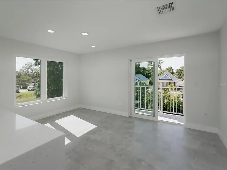 310 Hibiscus St #B — Photo 25