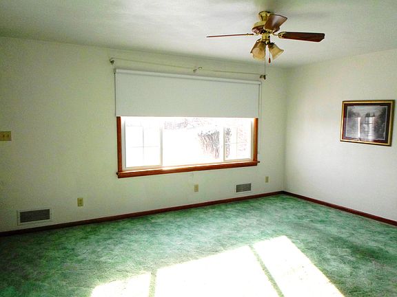 2nd image of 139 N 21st St