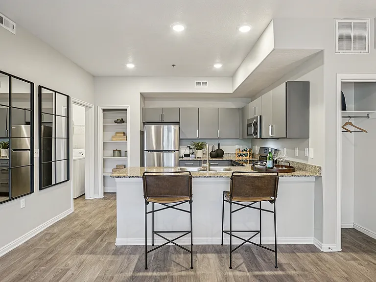Viewpointe — Photo 41