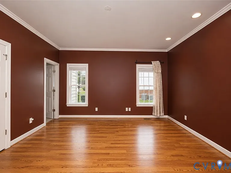 11320 Sadler Oaks Dr — Photo 33