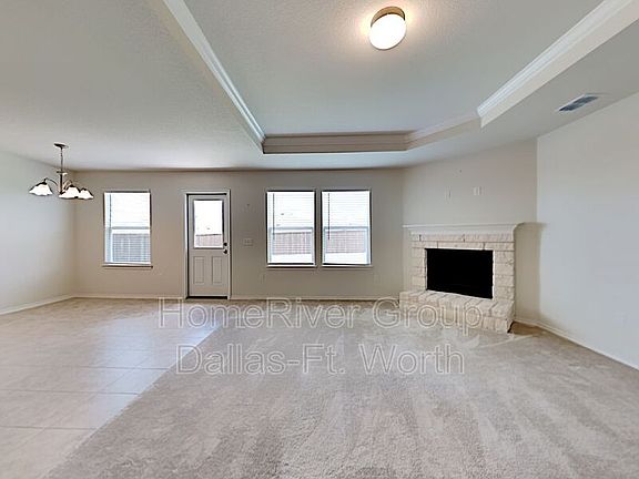 2nd image of 1425 Vernon Dr