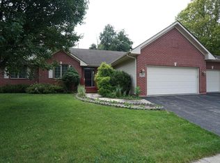 5471 Roanoke Rd, Rockford, IL 61107