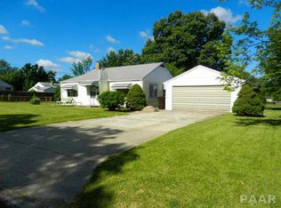 2725 N Golf Dr, Peoria, IL