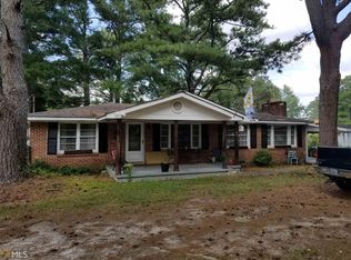 821 Scott Rd, Riverdale, GA 30296