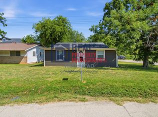 1590 W Long St, Stephenville, TX 76401
