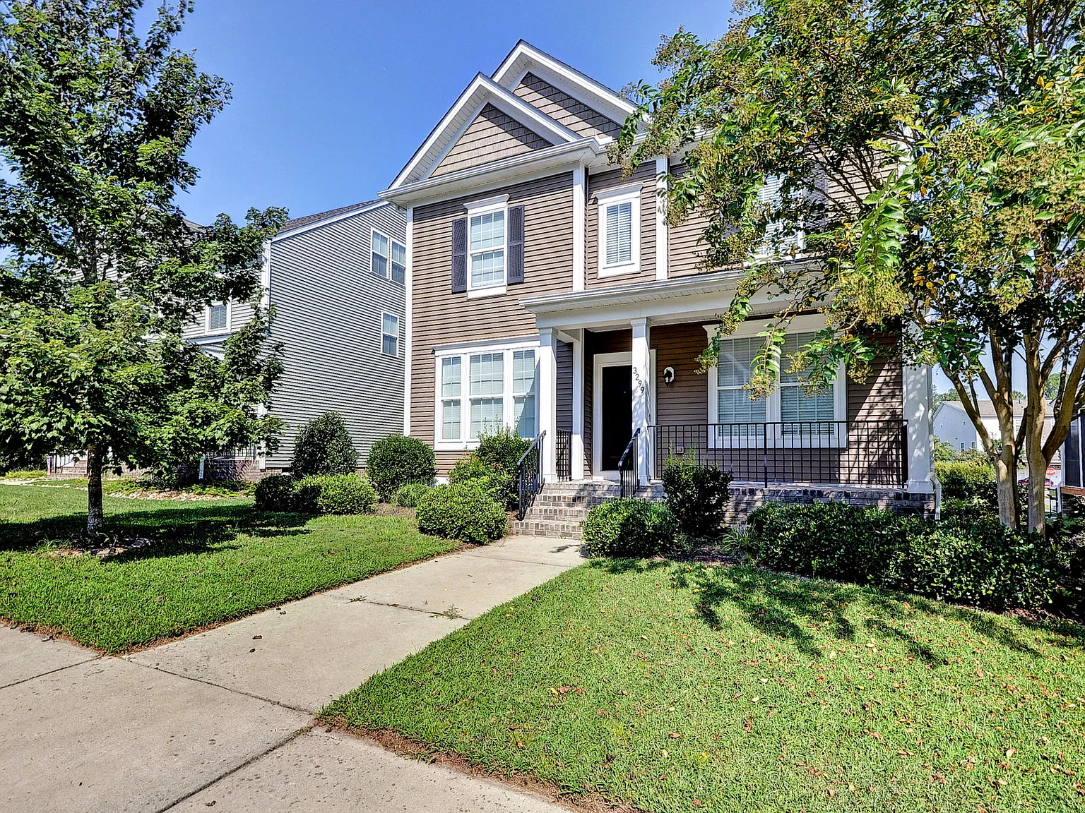 5 bed, 2625 sqft, $2,995 — Photo 4