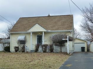 2654 Scheetz St, Youngstown, OH