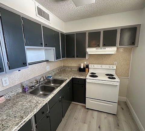 5th image of 2727 N Atlantic Ave #315