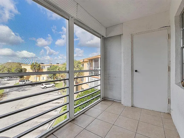 4354 NW 9th Ave #12-3D — Photo 14