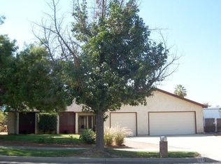 904 Eastwood St, Redlands, CA 92374
