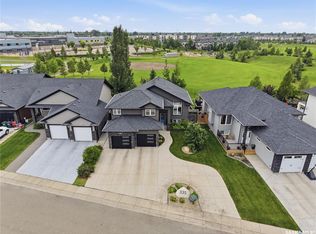 335 Dawson Cres, Saskatoon, SK S7R0K1