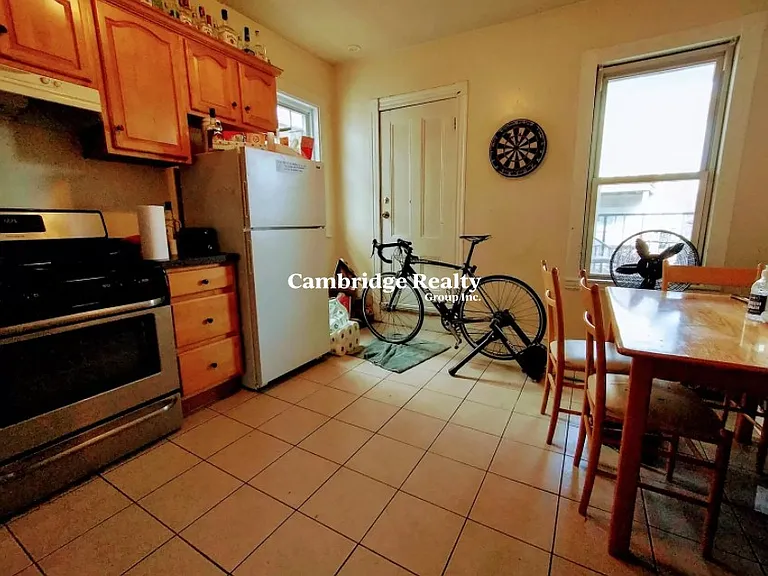 55 Hillside St #3T — Photo 1