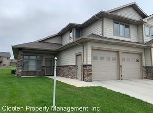 3224 Chisholm Trl, Bismarck, ND 58503