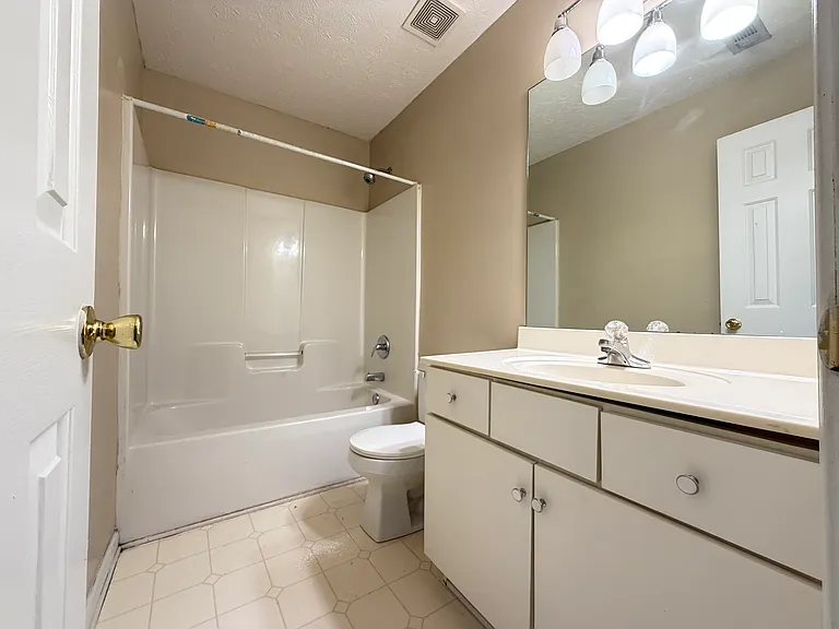 3272 Sentinel Cir — Photo 28