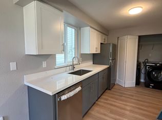 10216 17th Ave SW UNIT A, Seattle, WA 98146