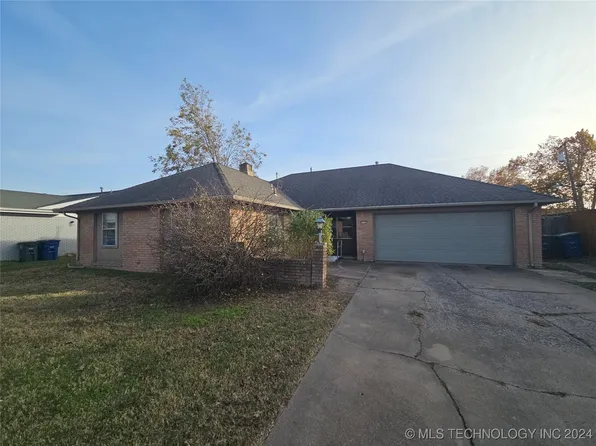 8220 E 34th St, Tulsa, OK 74145