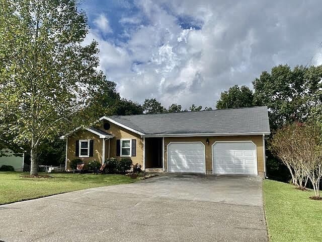 1st image of 205 Wood Meadow Trl
