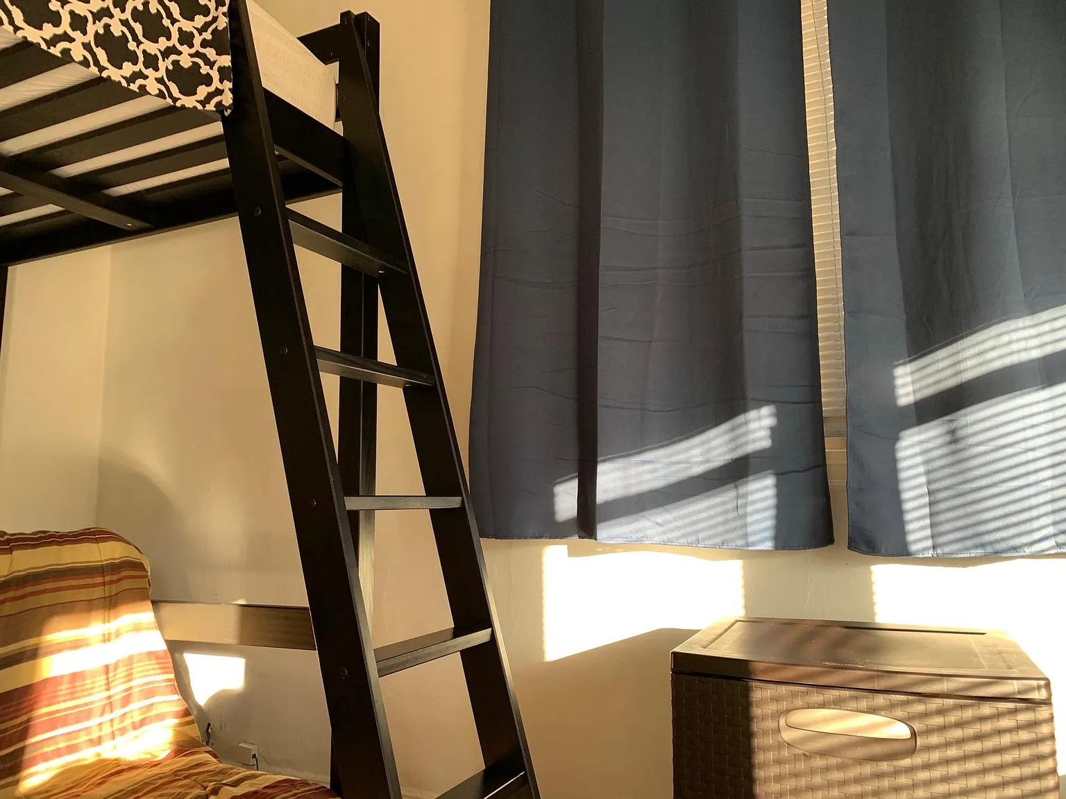1008 E John St — Photo 4