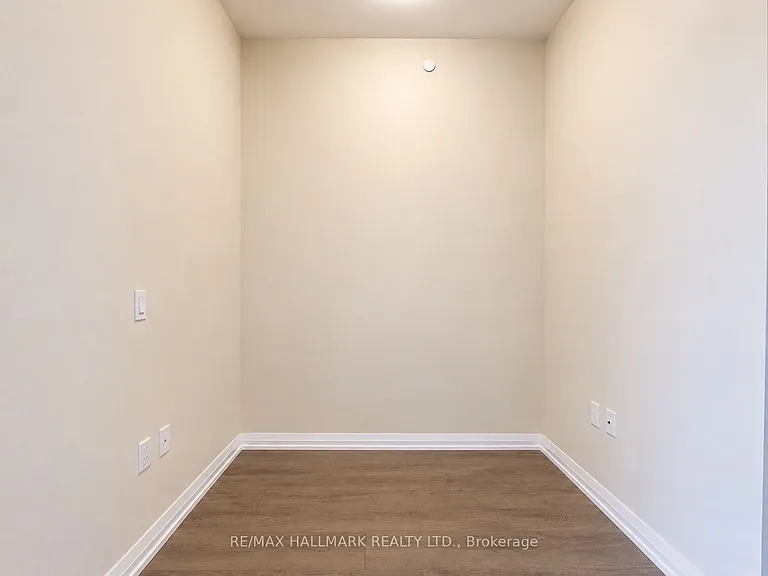 35 Watergarden Dr #1711 — Photo 13