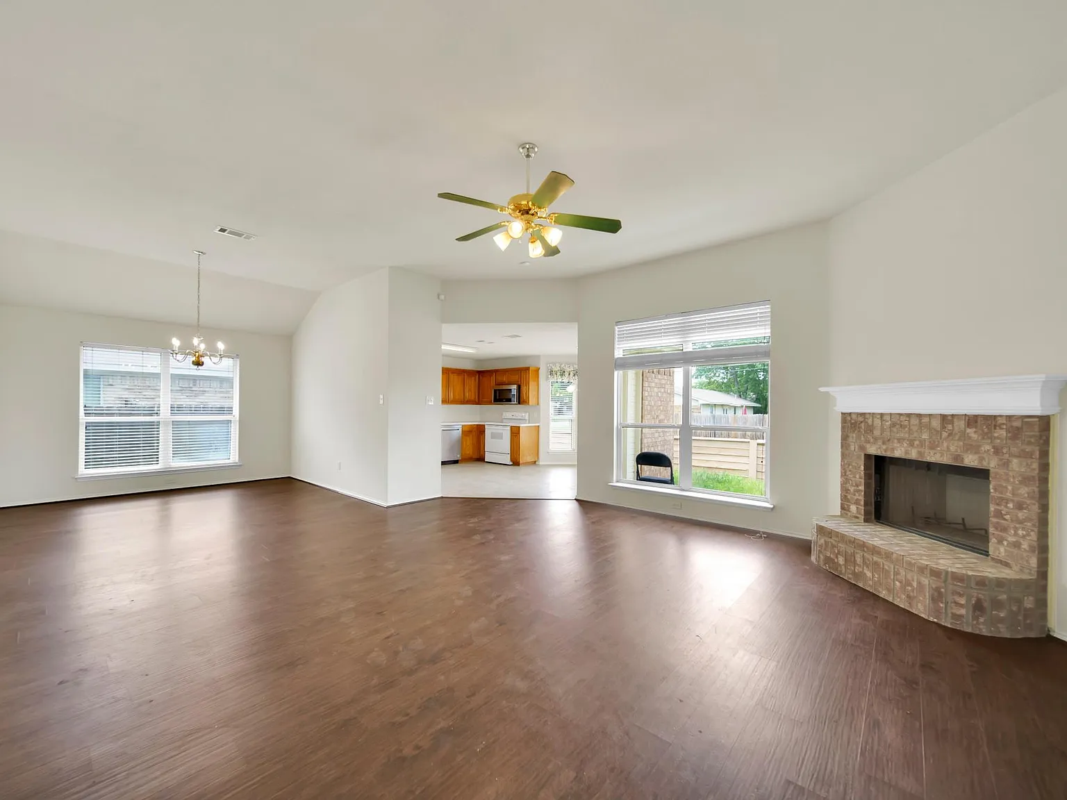 4221 Fiste — Photo 4
