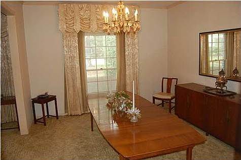 3rd image of 519 Yesteroaks Cir