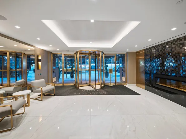 150 West 51st Street image 16 of 17