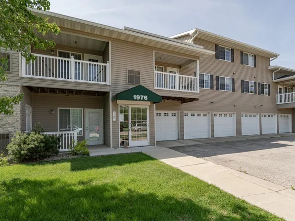 1976 29th Pl NW APT 206, Rochester, MN 55901