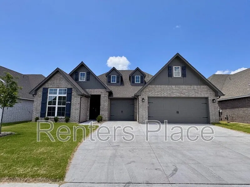 12316 S Maplewood Ave