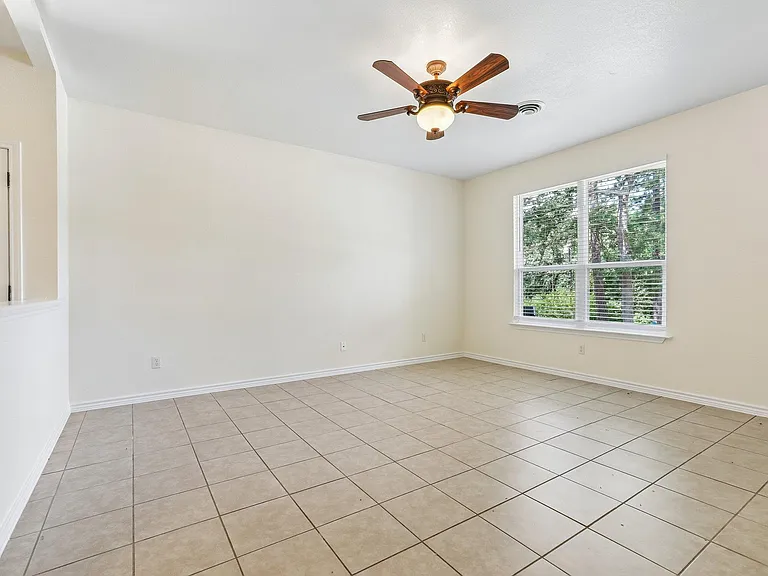 133 N Kanaio Dr #B — Photo 5