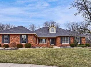 36 Meadow Rue Dr, Edwardsville, IL 62025