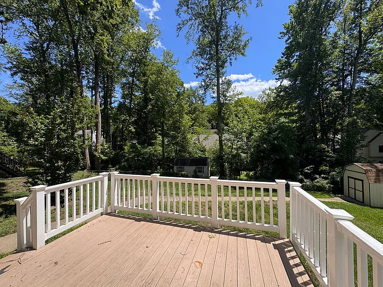 2026 Admiral Dr — Photo 21