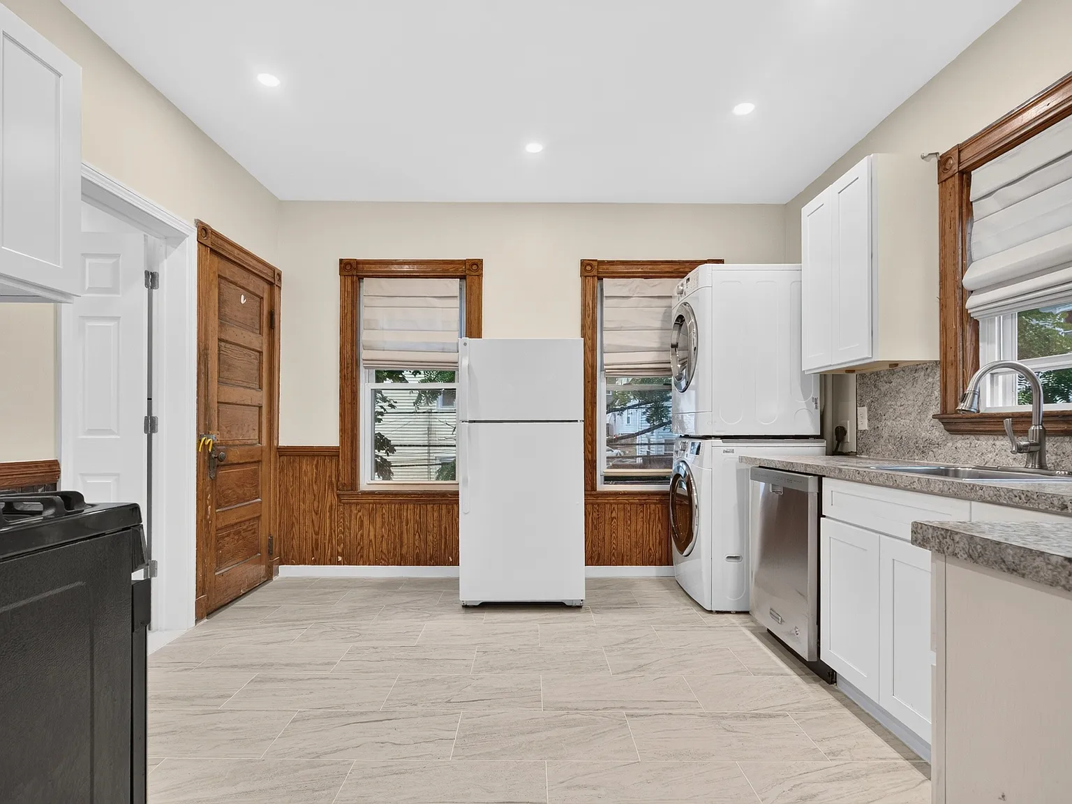 5 bed, 1500 sqft, $3,500 — Photo 3