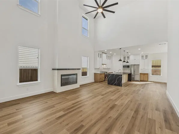 2410 Fuqua Rd, Rowlett, TX 75088