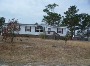 110 S Cambridge St, Hubert, NC 28539